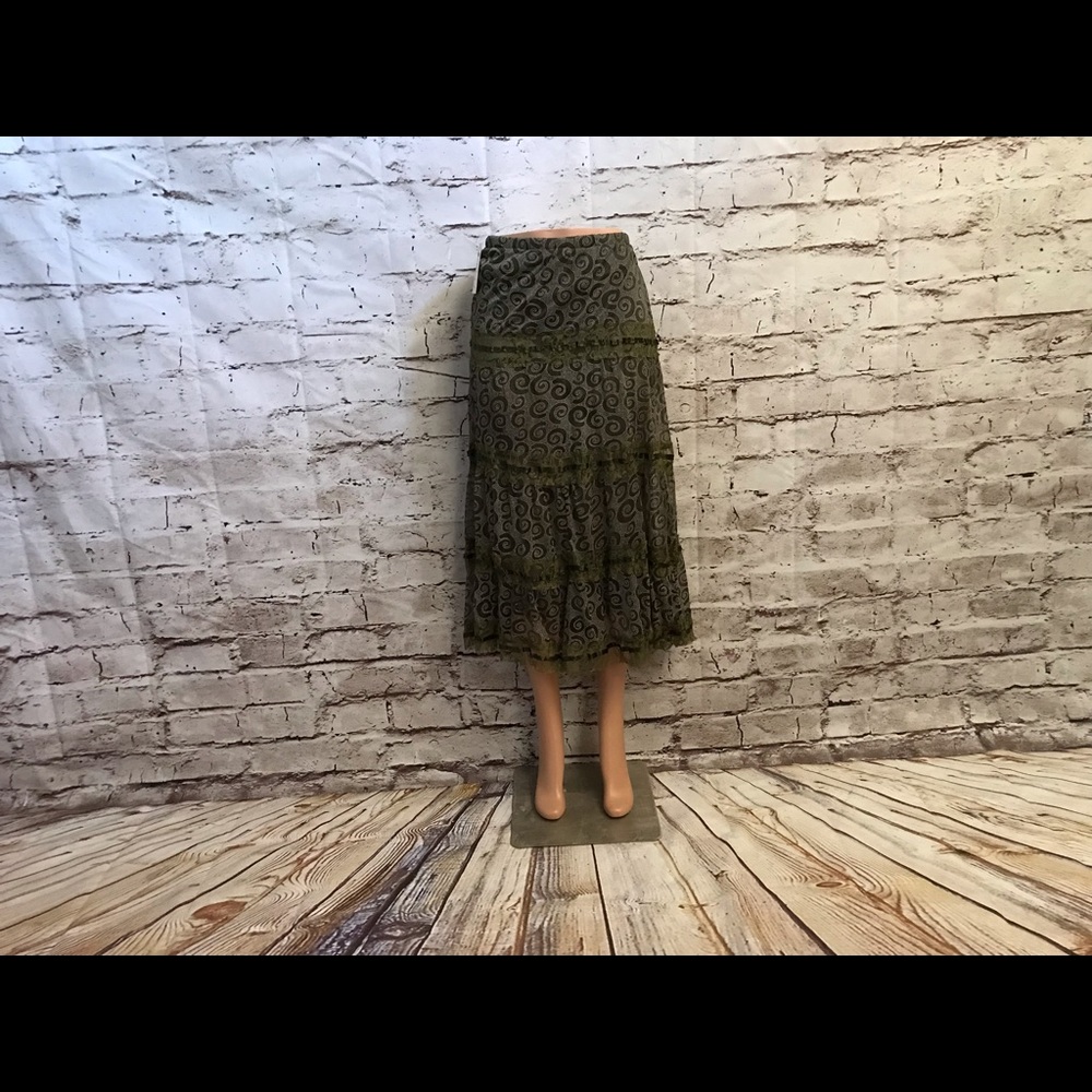 Green/Black Skirt